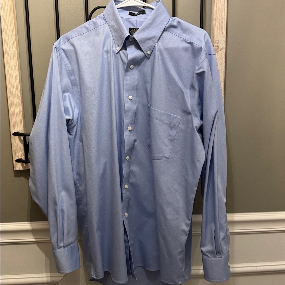 Eagle Shirtmakers Light Blue Button Down Dress Shirt
Non iron - Picture 4 of 7